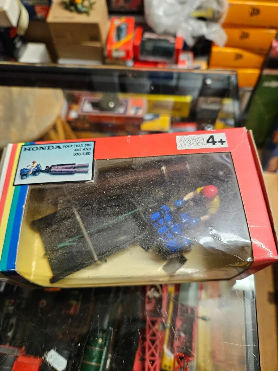 Britain's Four Trax with Log Sled - Image 3