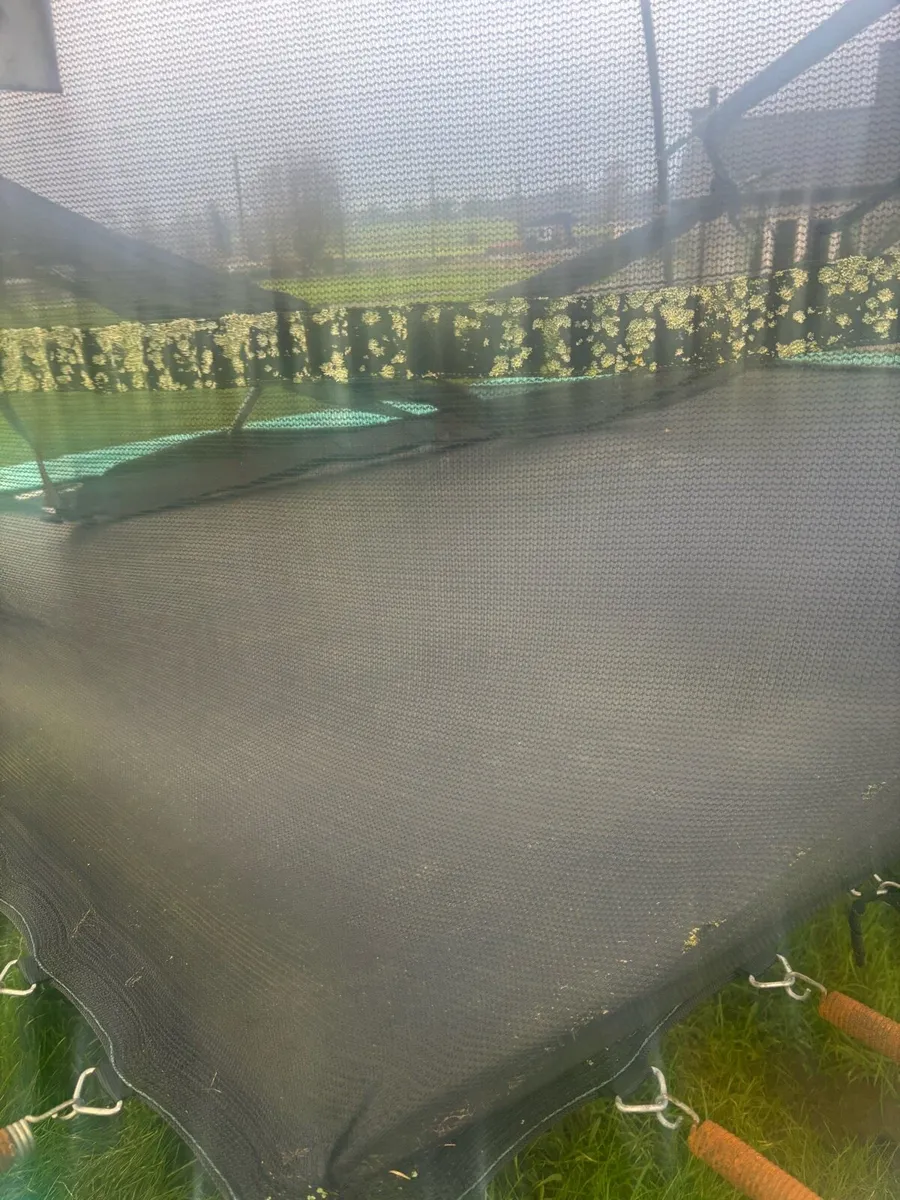 Trampoline Free to take away - Image 3