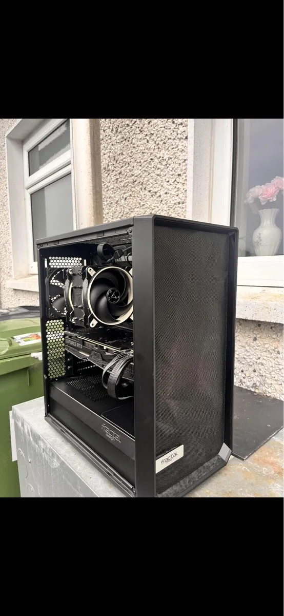 Gaming computer - Image 1