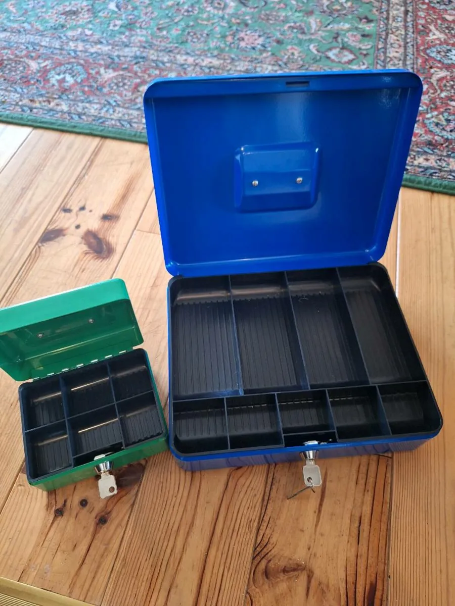 2 Cash boxes (with keys) 
No Postage - collection - Image 2