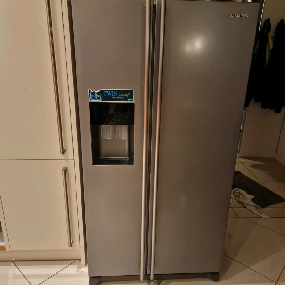Samsung American Fridge Freezer, parts - Image 1