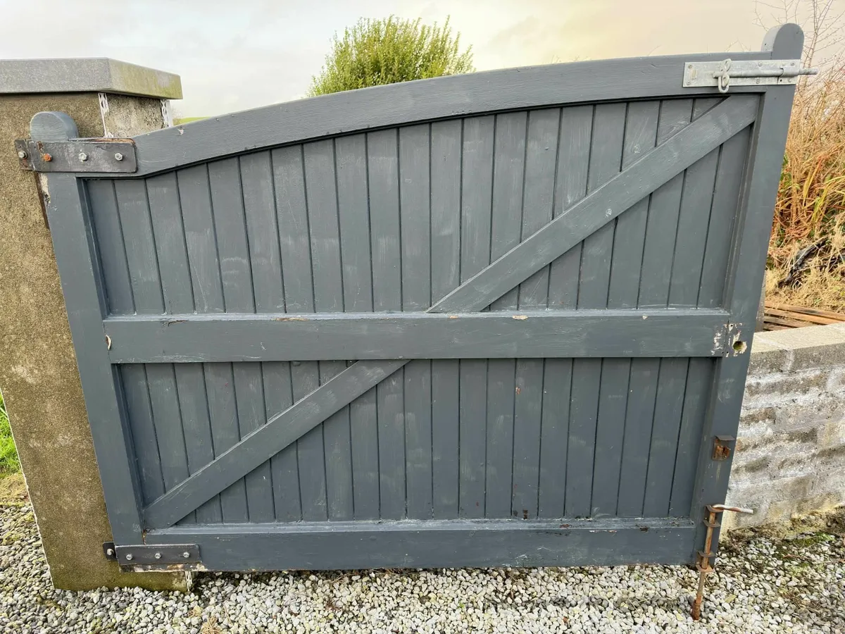 Hardwood gates - Image 2