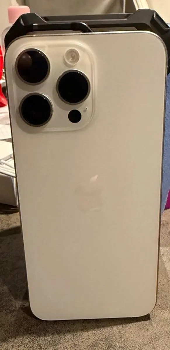 Iphone 15 Pro Max - Image 2