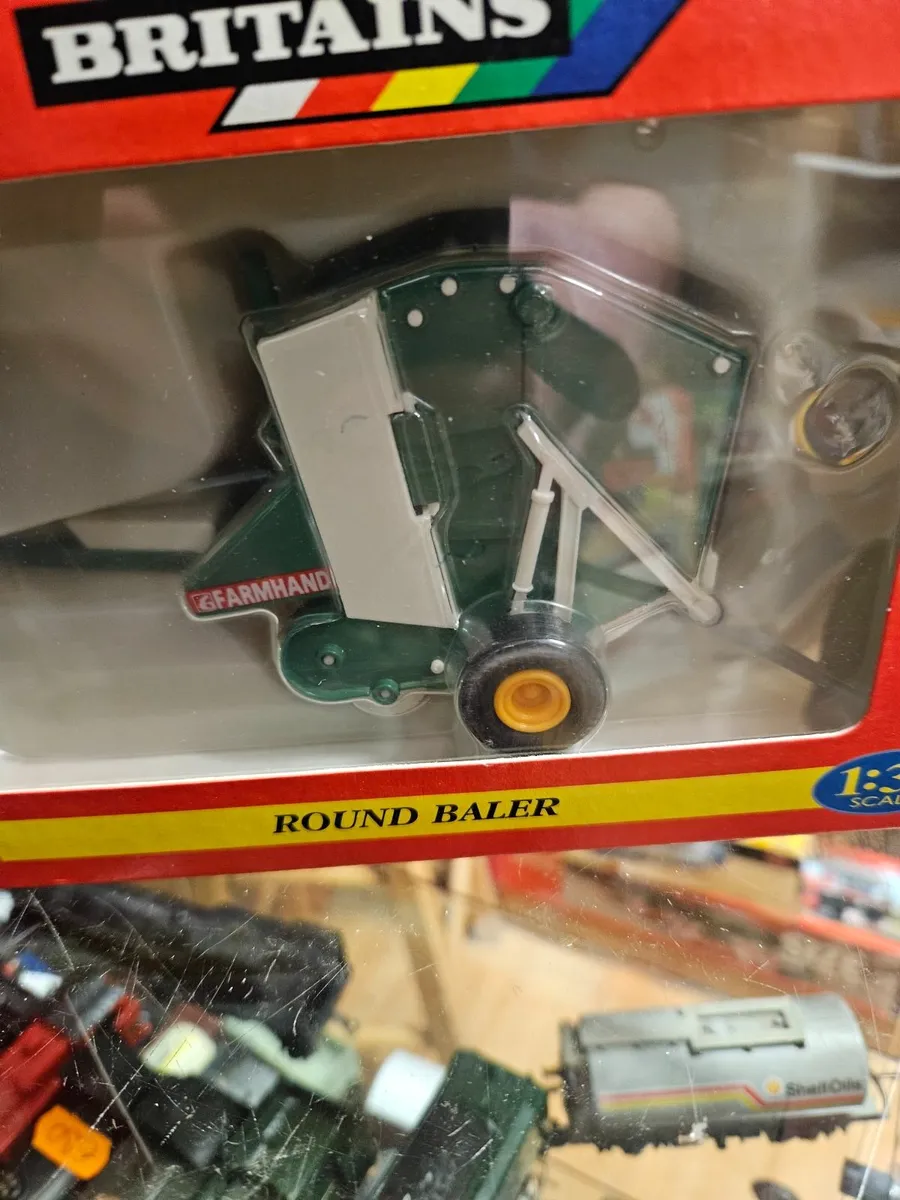 Britain's Round Baler - Image 2