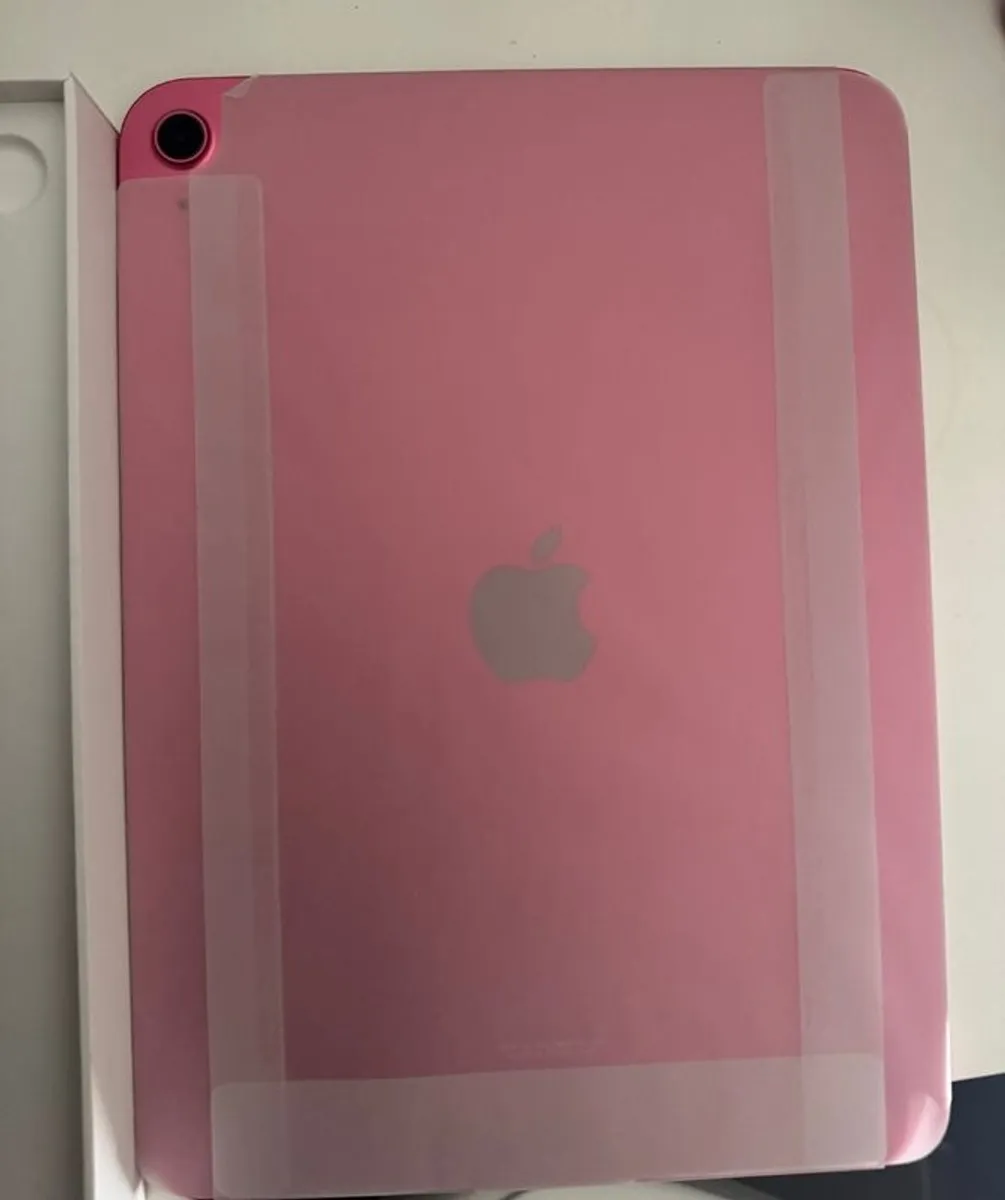 iPad 11 inch A16 pink - Image 1