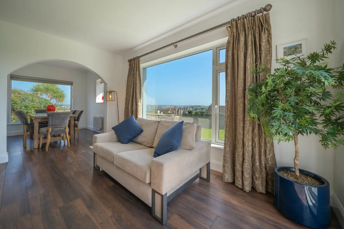 2 Alfrank Couches (3 and 2 seater sold as a set) - Image 1