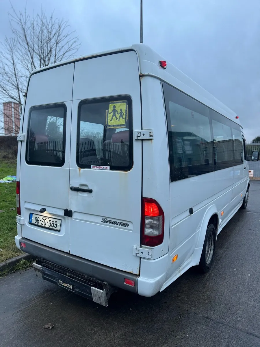 2006 Mercedes Sprinter Mini Bus DOE 05/26 - Image 4