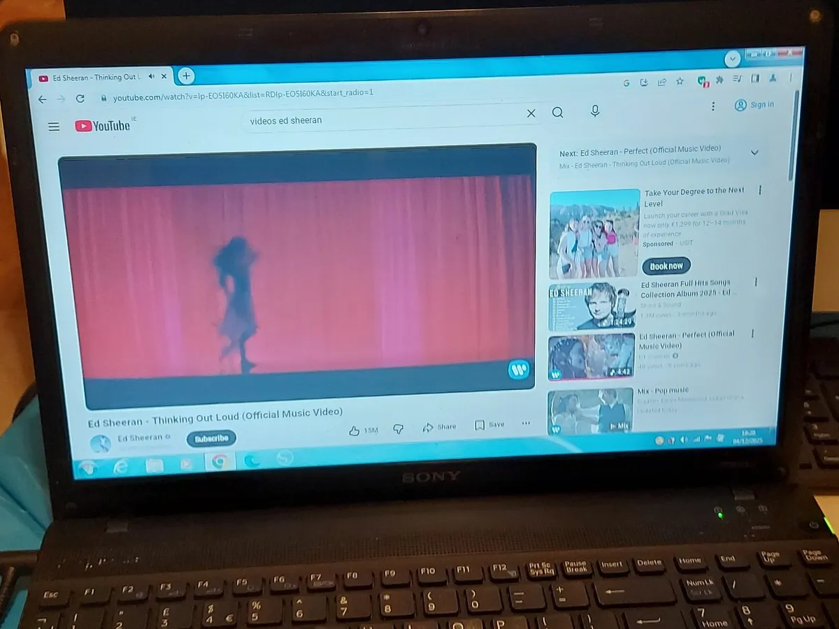 Sony Vaio Laptop, PCG-61511M, XP, 8GB Ram, - Image 4