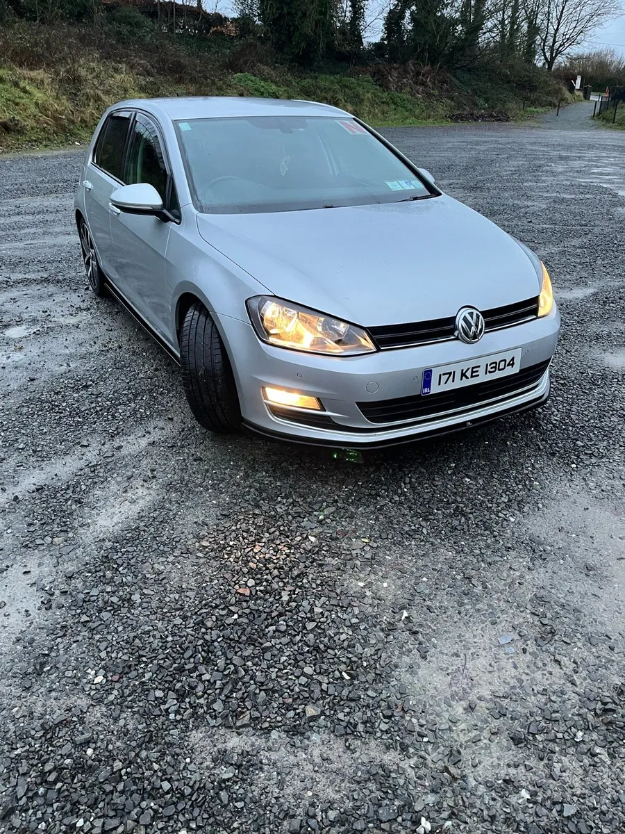 Volkswagen Golf Highline 1.6 - Image 1