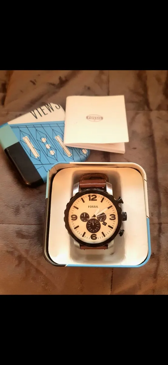 Fossil Watch - Image 1
