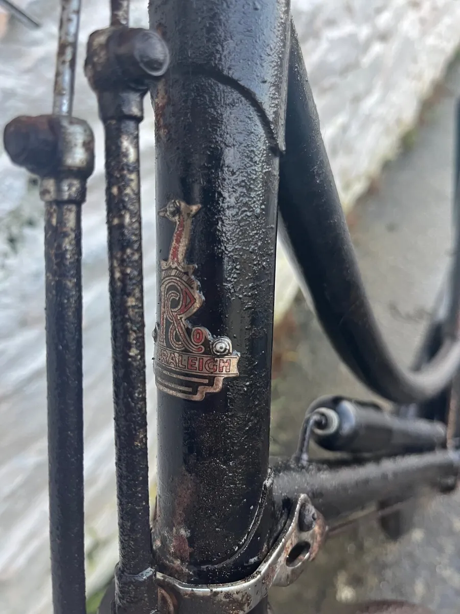 Vintage Raleigh ladies bicycle - Image 2