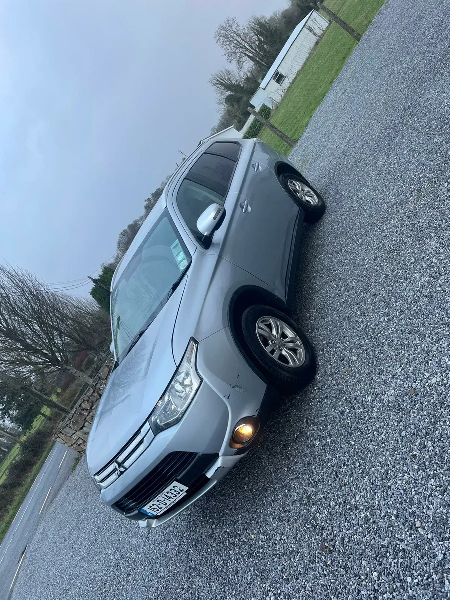 Mitsubishi Outlander - Image 3