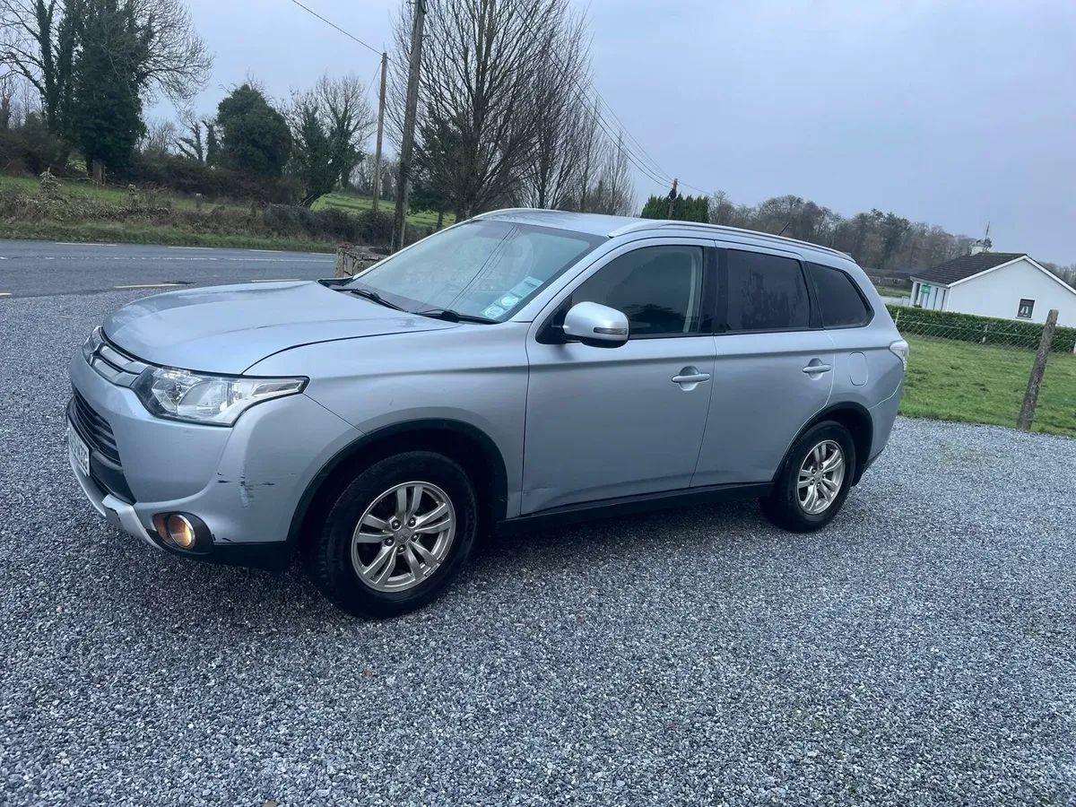 Mitsubishi Outlander - Image 4