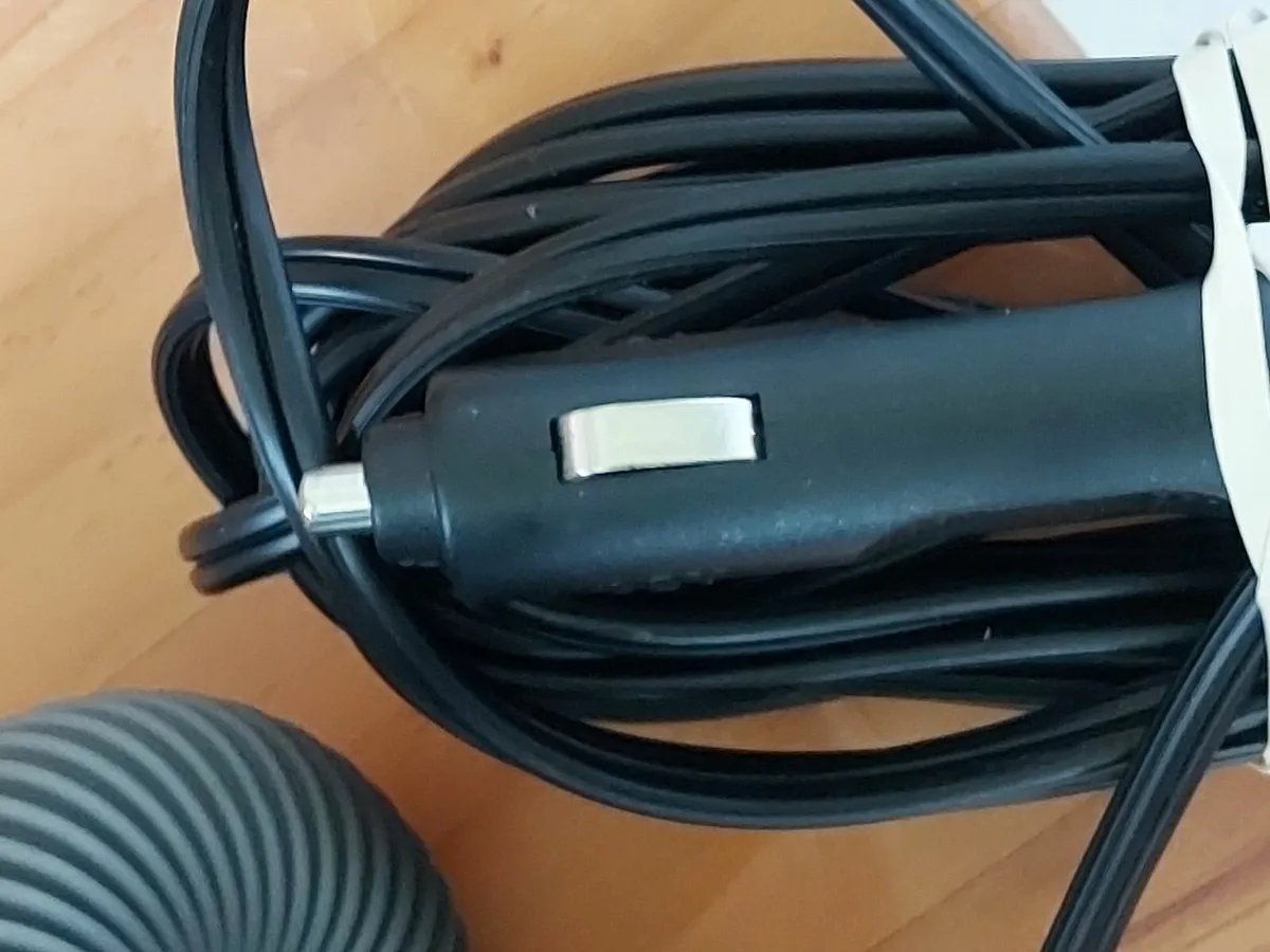 Black & Decker Dustbuster Flexi Auto vacuum cleane - Image 4