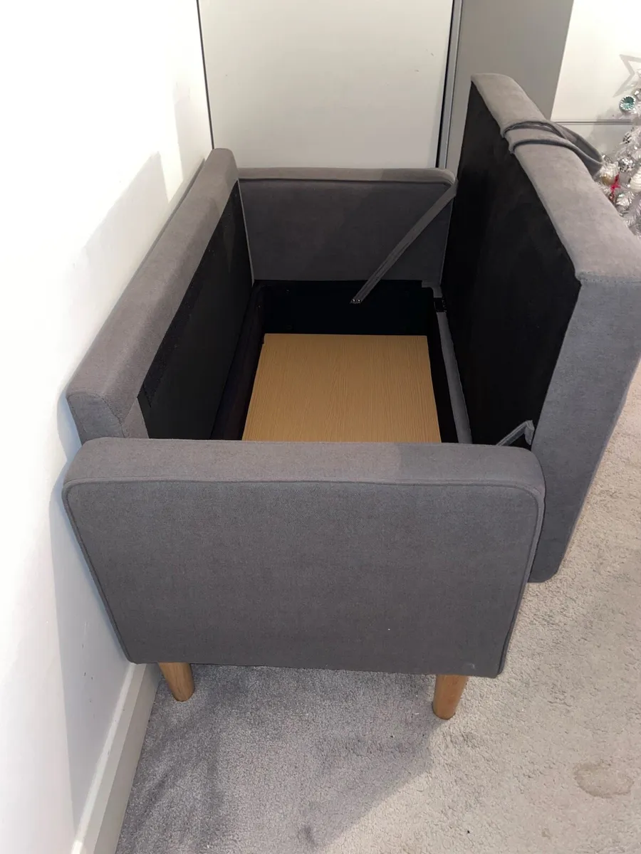 Two seater grey sofa - Image 4