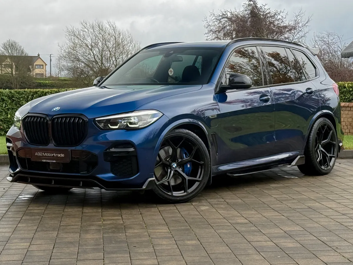 2022 BMW X5 45e M Sport - Image 1
