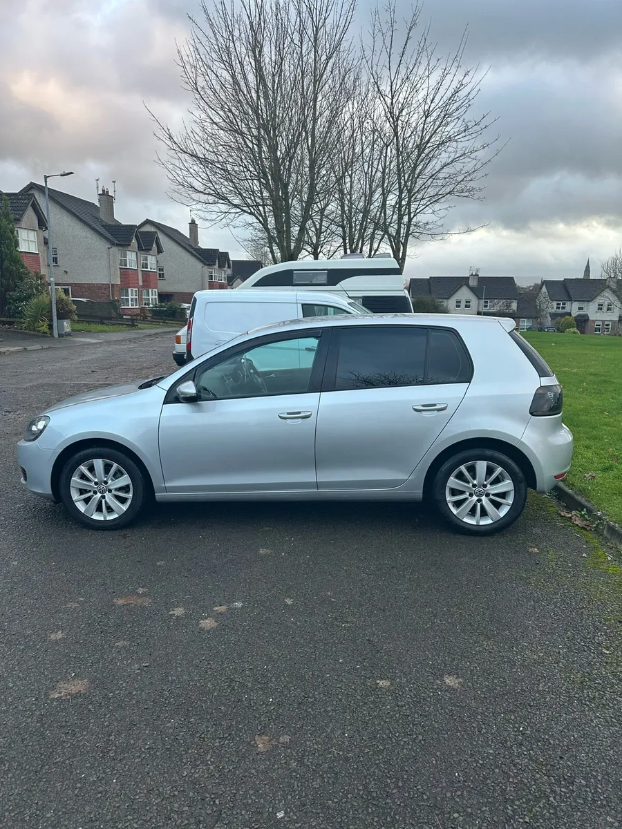 2011 VW Golf 1.6 TDI Match Edition - Image 3