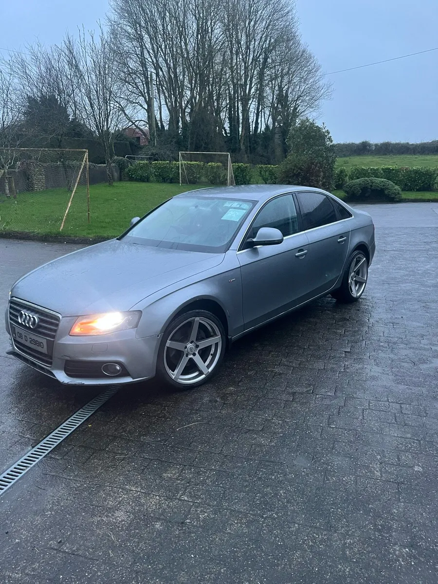 Audi a4 - Image 1