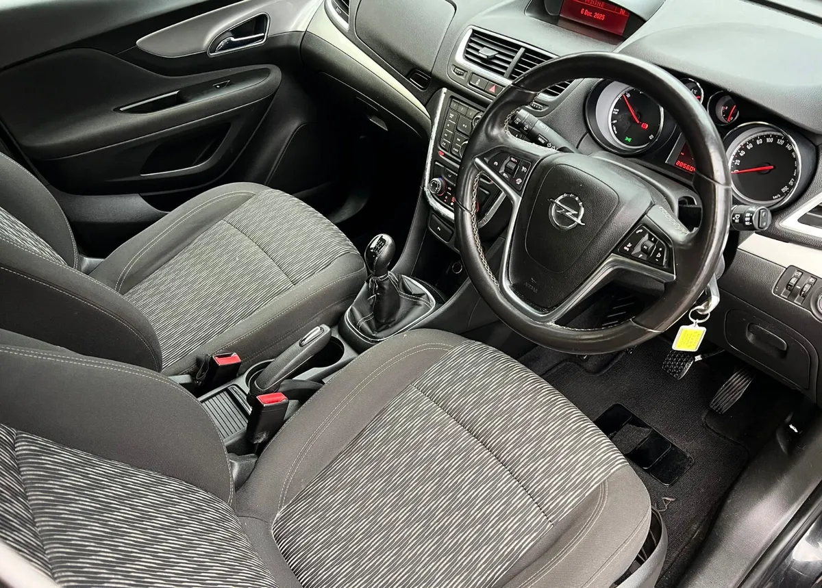 Opel Mokka 2015 1.7 CDTI new nct 7/26 tax 7/26 - Image 3