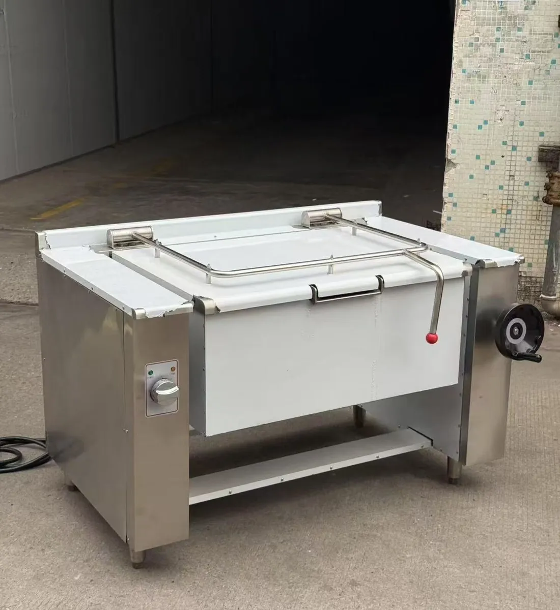 New trojan 120lt electric Brat pan - Image 4