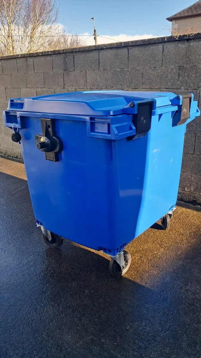 Wheelie bin - Image 2