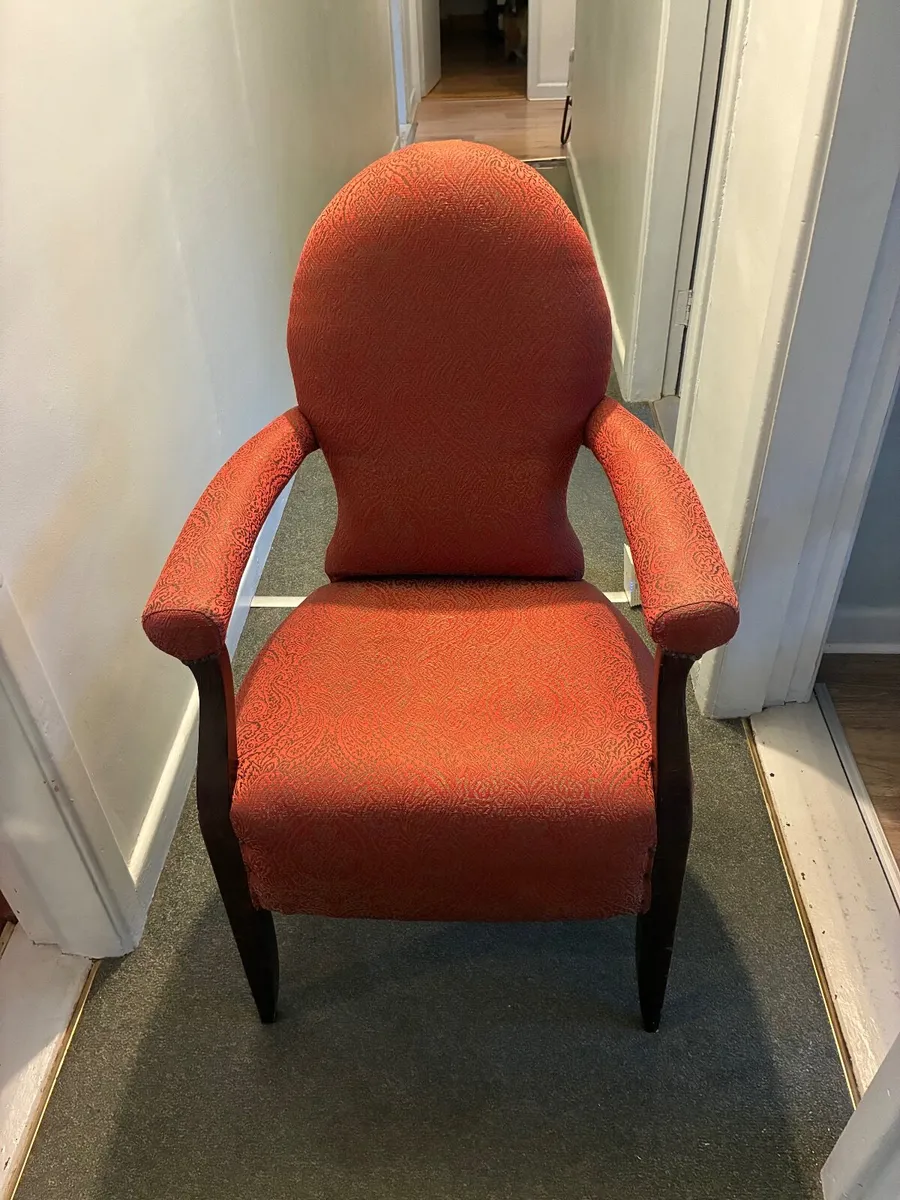2 Chairs - Image 2