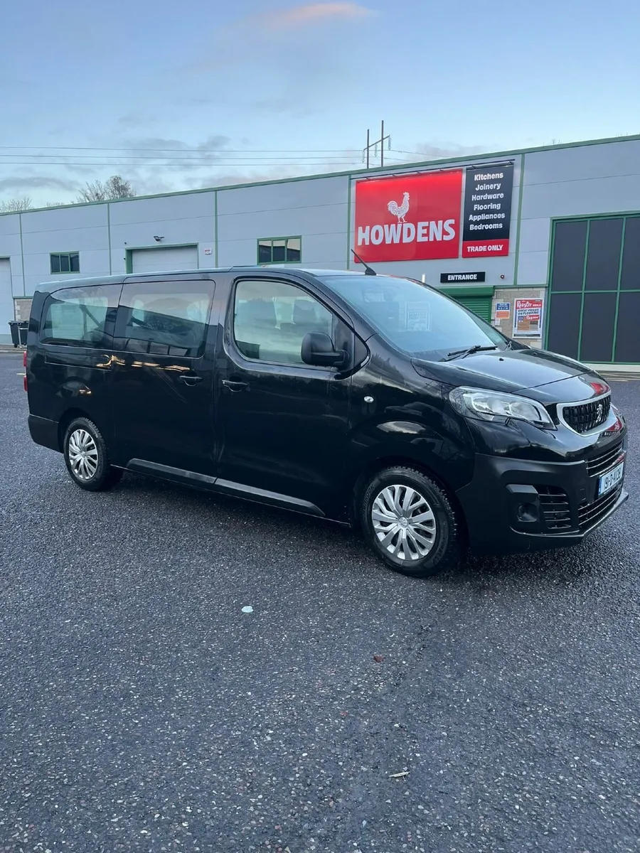 Peugeot Expert 9 seater lwb - Image 1