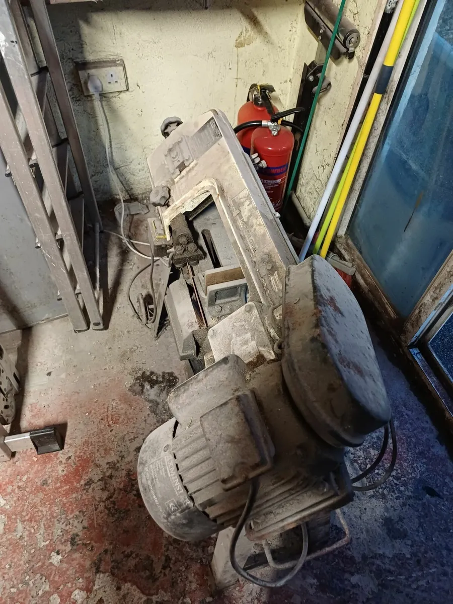 steel bandsaw - Image 1