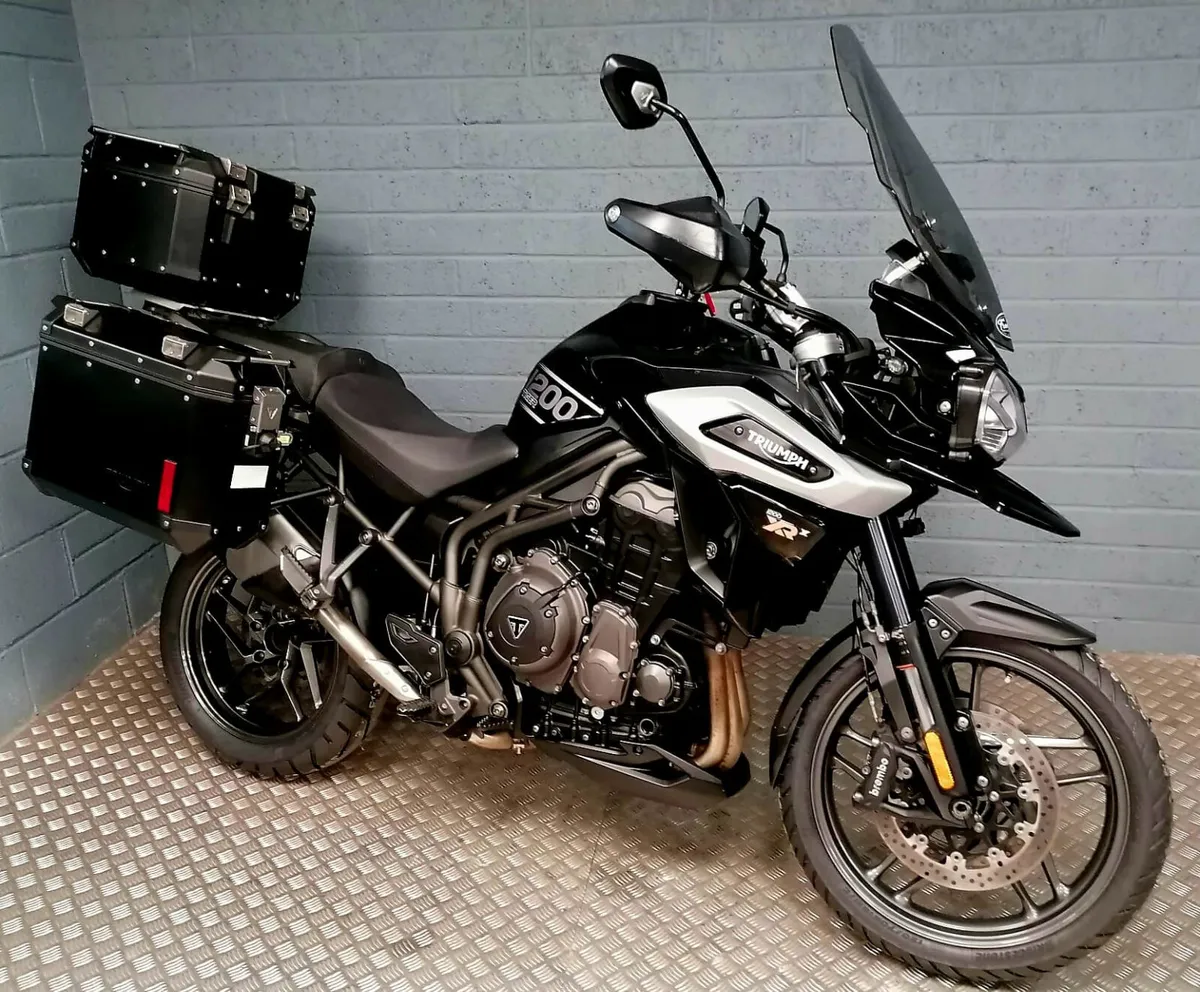 2018 TRIUMPH TIGER 1200 - Image 1