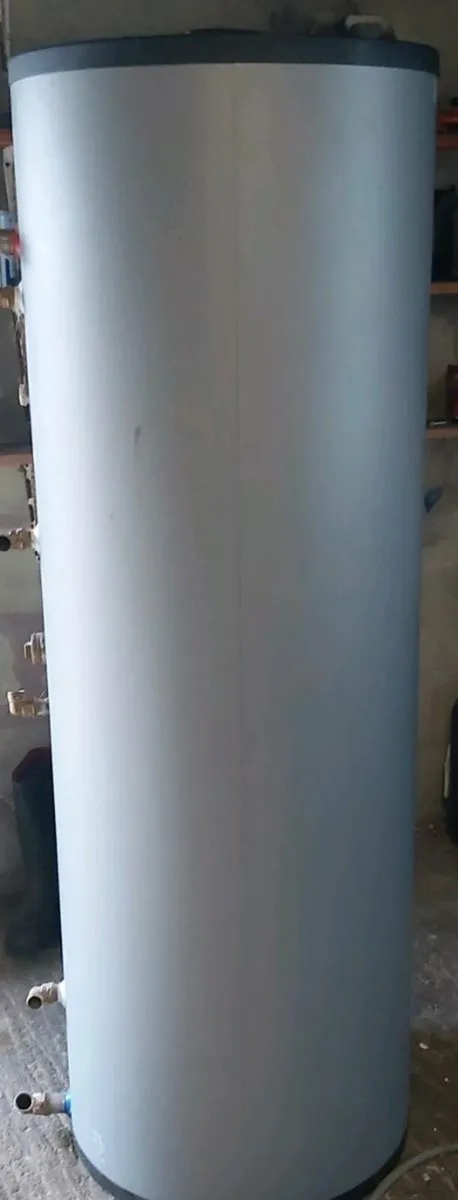 Joule 300 litre water cylinder - Image 3