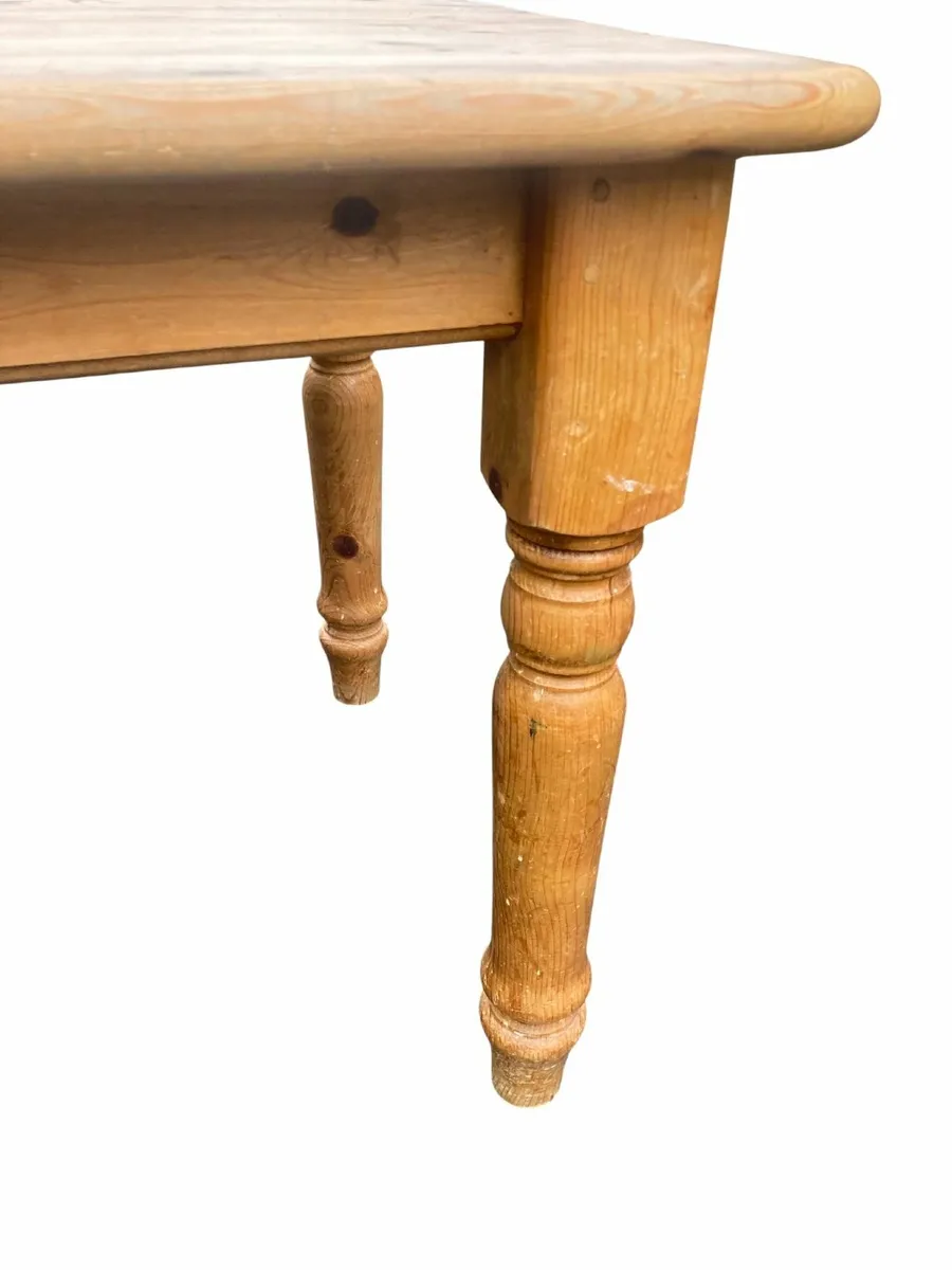Kitchen Table - Farmhouse - Pine - Image 3
