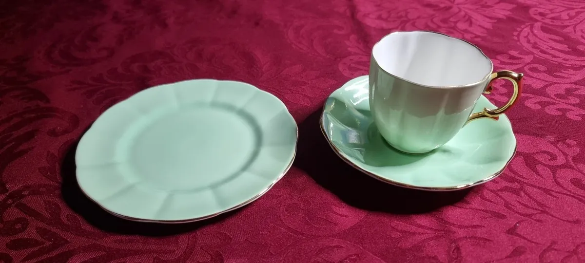 Royal Albert Mint Green Harlequin Bone China Trio - Image 2