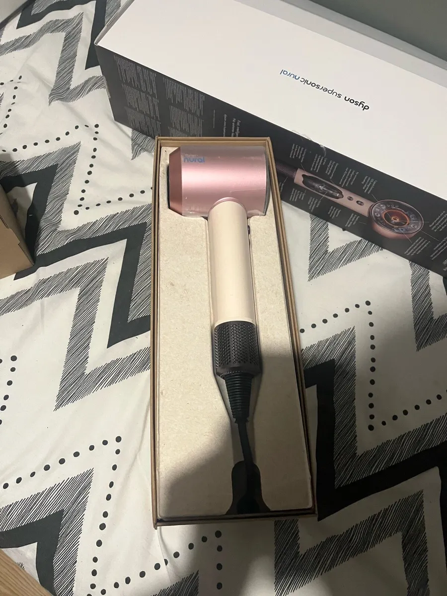 Dyson nural hair dryer - Image 4