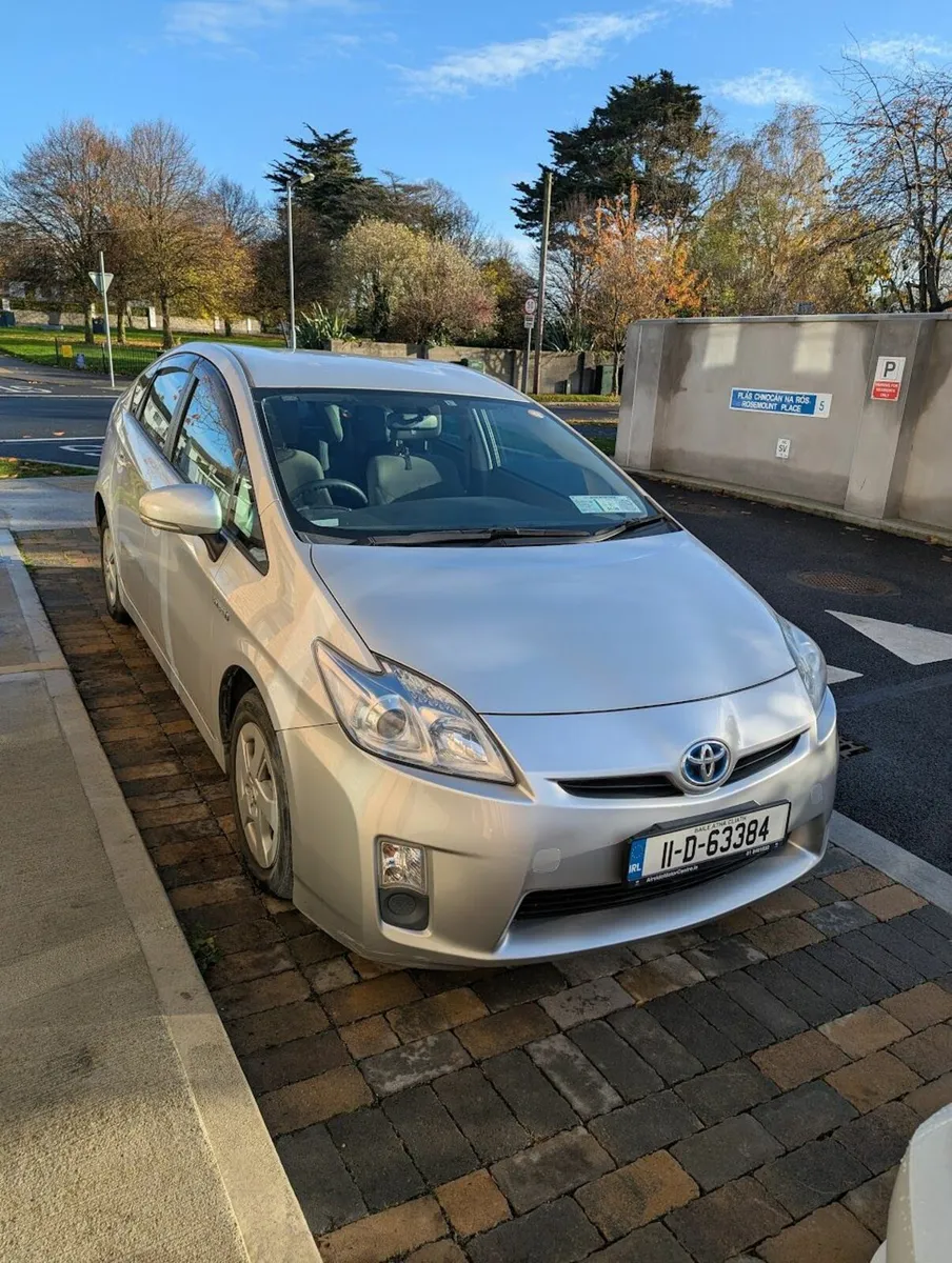 Toyota Prius 2011 - Image 1