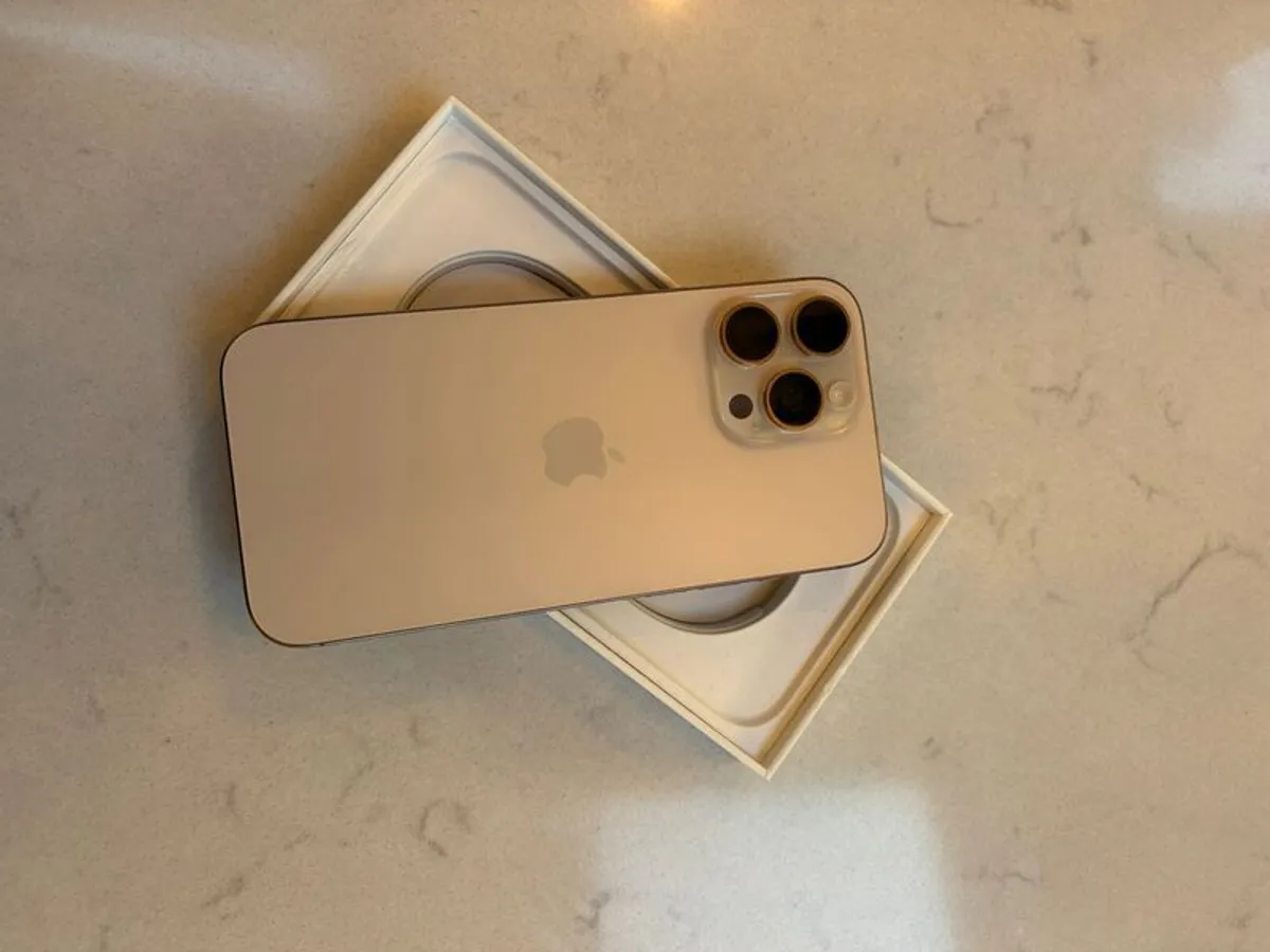 IPhone 16 pro max Perfect Condition! - Image 3