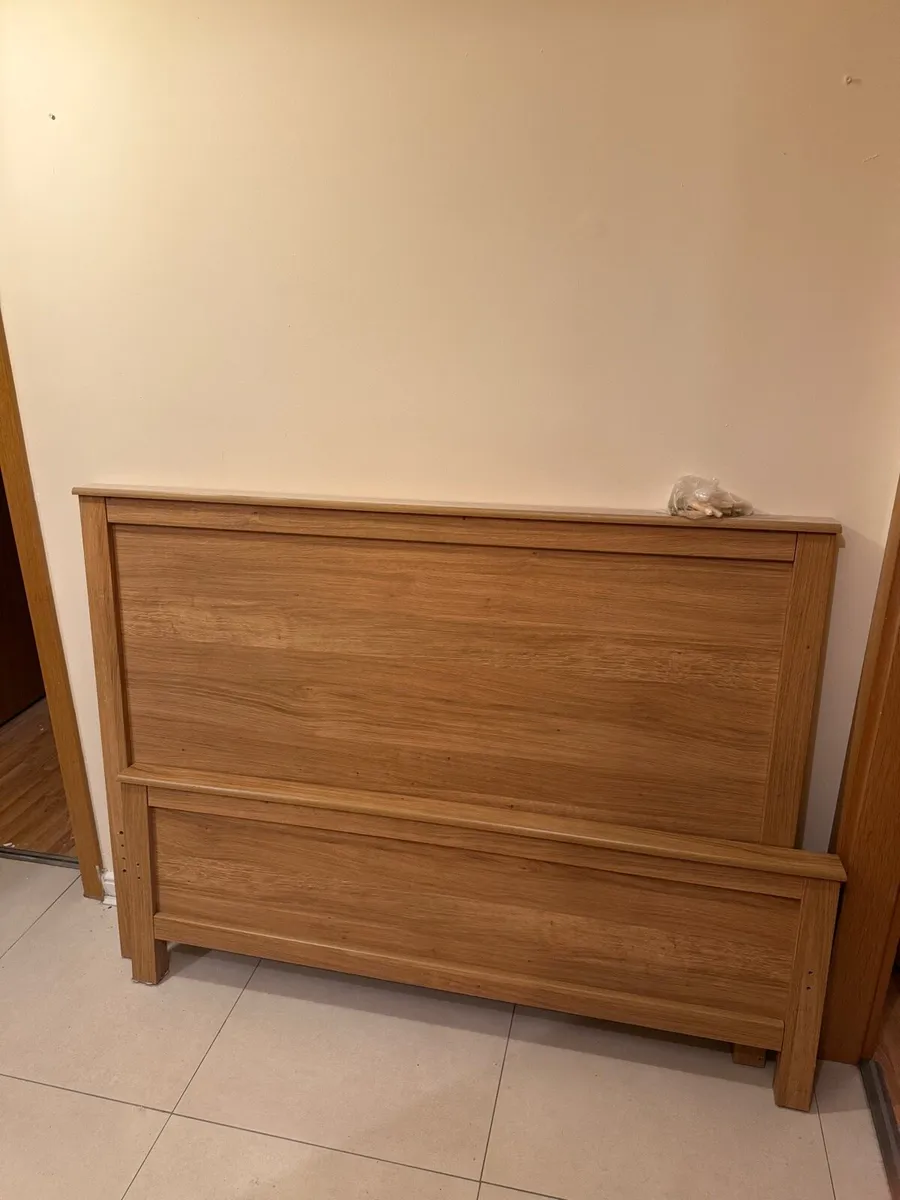 Double bed frame and bedside tables - Image 1