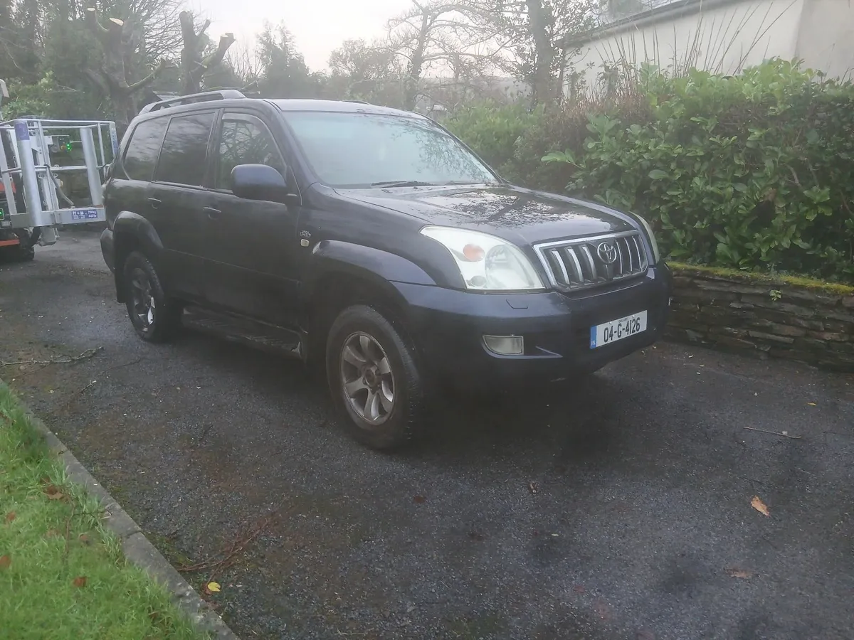 Toyota Land Cruiser 2004 - Image 2