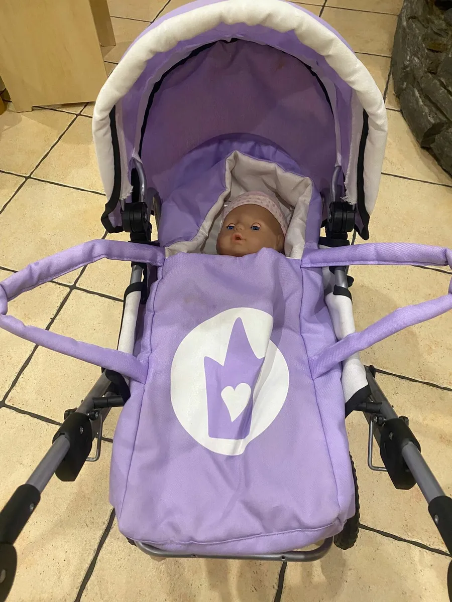 Doll's Pram - Image 1