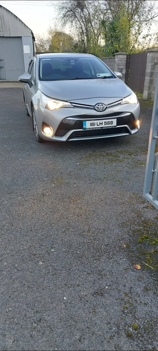 2016 Toyota avensis - Image 2
