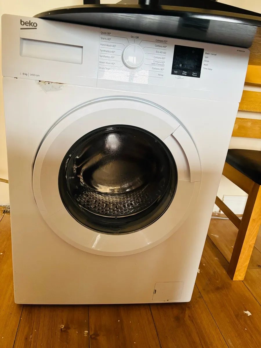 Washing machine - Image 1
