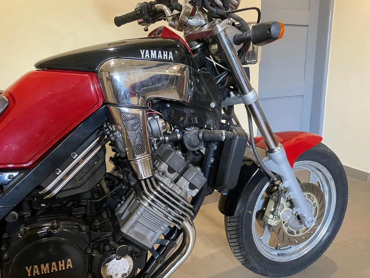 Yamaha fzx750 - mint baby v - max - Image 4