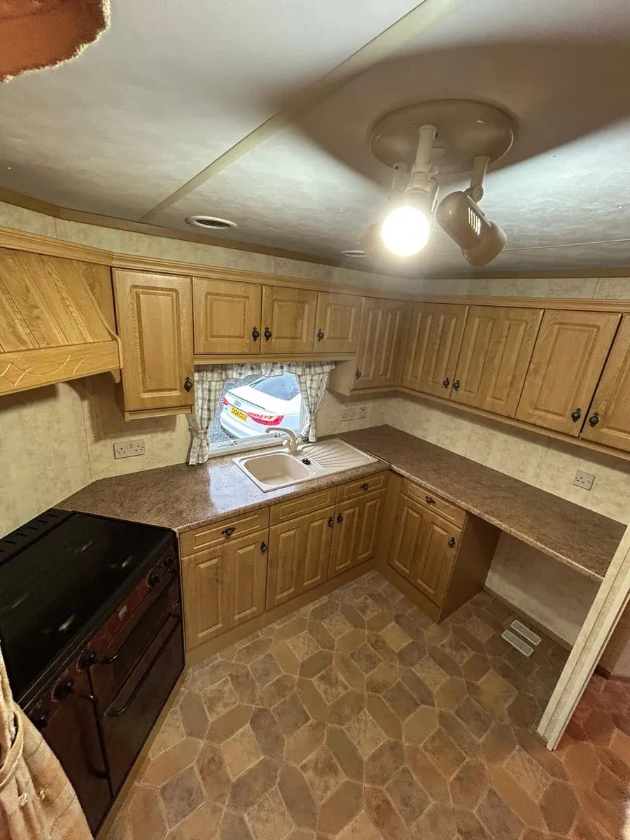 Willerby Granada 2000 - Image 4