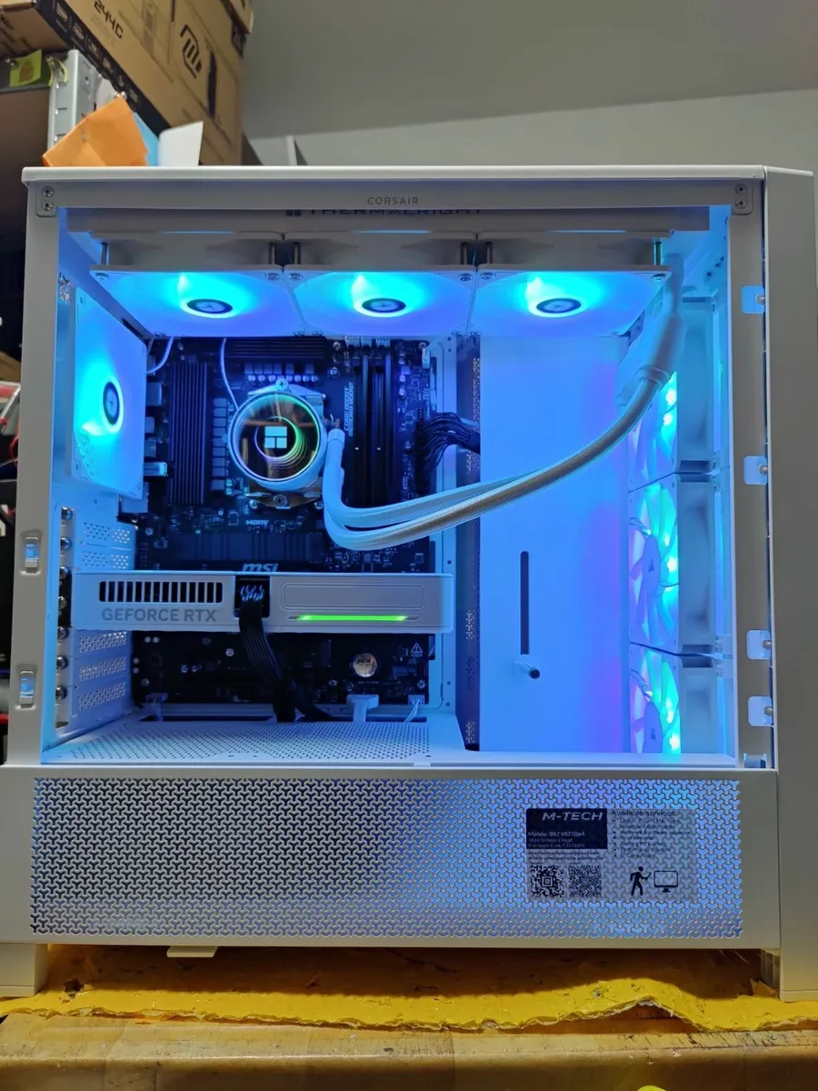 High Performance Custom Gaming PC Ryzen 7 7700/ 32 - Image 1