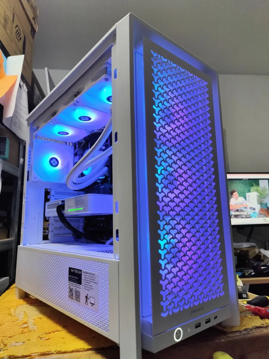 High Performance Custom Gaming PC Ryzen 7 7700/ 32 - Image 3