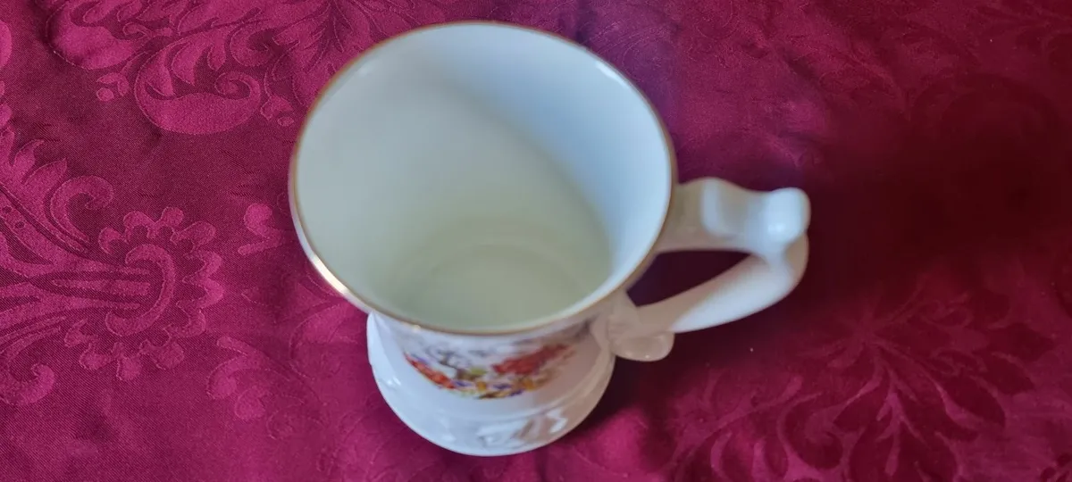 Royal Stuart By Royal Tara Floral Tankard / Vase - Image 3