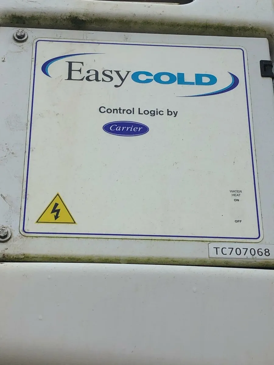 Carrier Supra Fridge Unit - Image 3