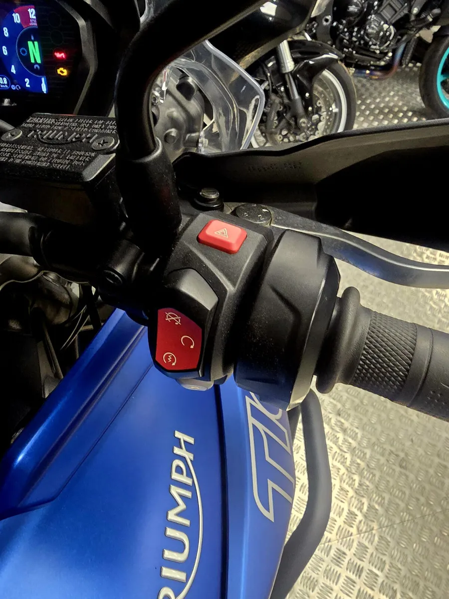 2018 TRIUMPH TIGER 800 XRT - Image 3