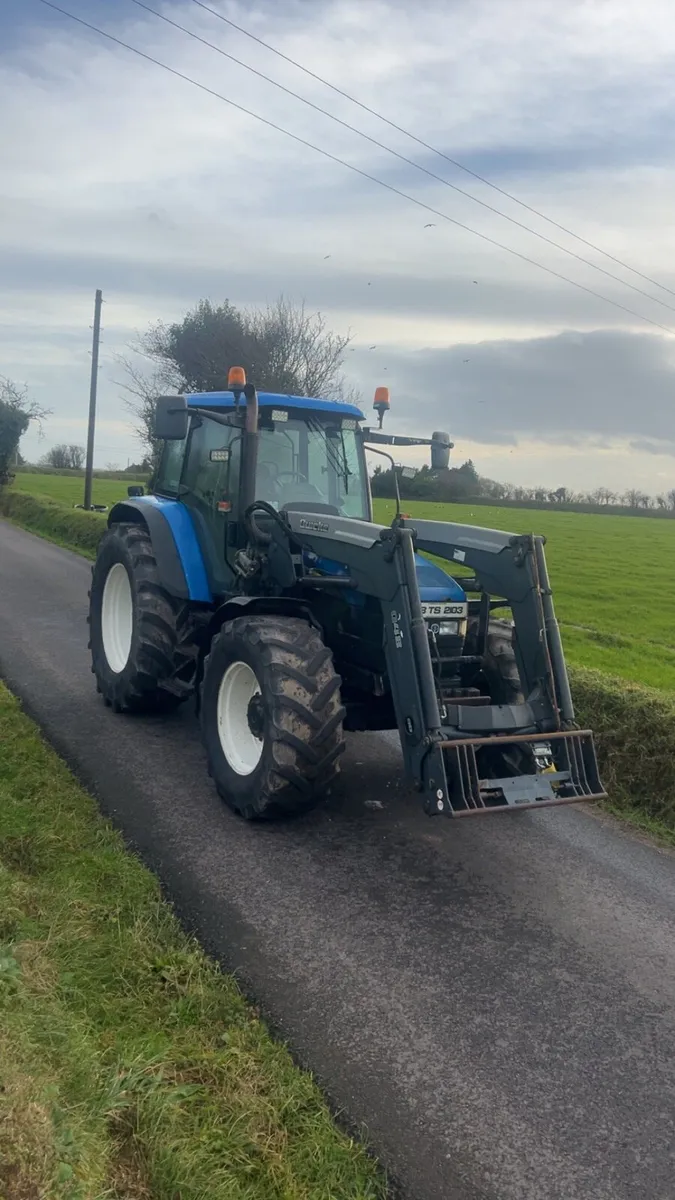 New Holland Tm 140 - Image 1