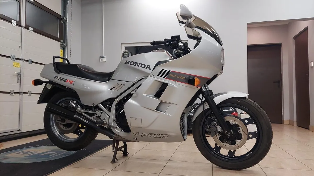 Honda vf1000 f2 Boldor - very clean - Image 3