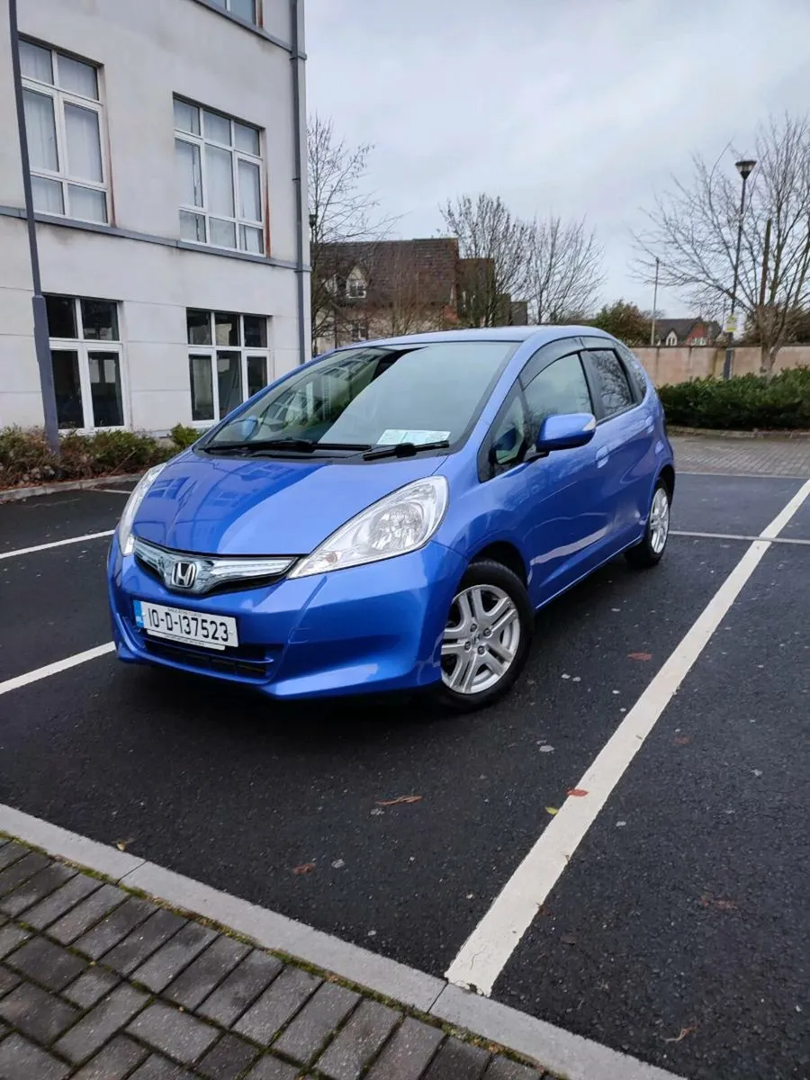 2010 Honda Fit Hybryd Automatic - Image 1